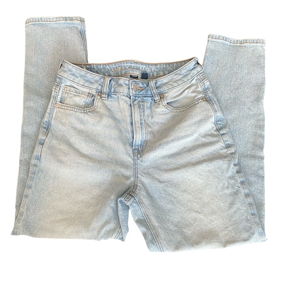 American Eagle Strigid Light Wash Jeans Size 4 Short